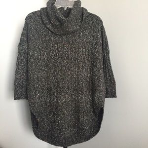 -•NEW•-Express Sweater